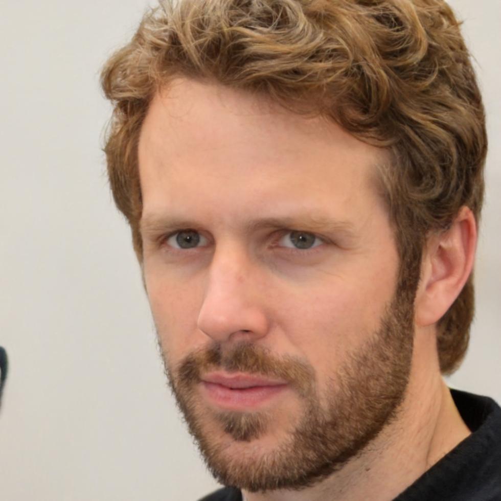 Dr. Marcus Weber, Finanzanalyst und Portfoliomanager